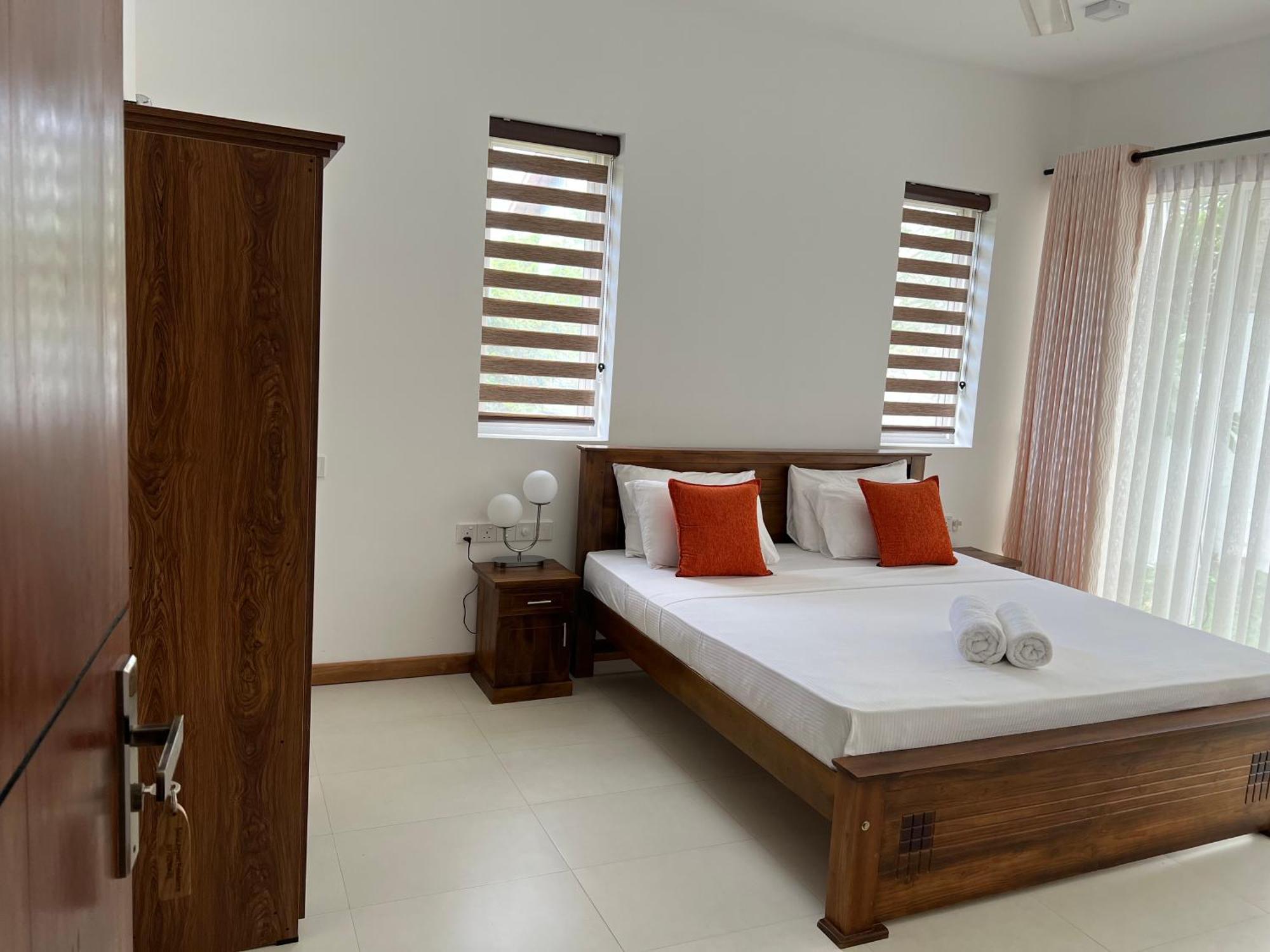 Silina Airport Transit Hotel & Residence Katunayaka Buitenkant foto